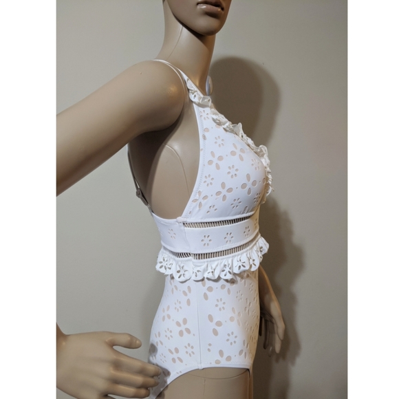 🚫SOLD🆕NWOT JCrew Scalloped Ruffle Plugging One - Picture 5 of 8